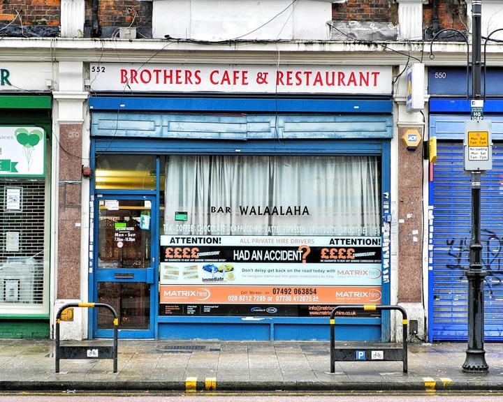 Brothers Cafe & Bäckerei